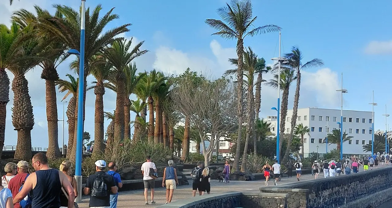 Turistas de cruceros en Arrecife.