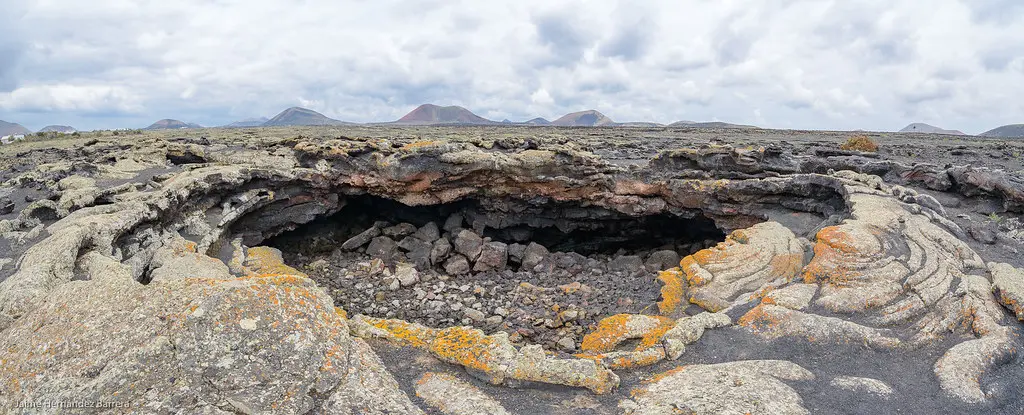 Entrada a la Cueva de los Naturalistas, Lanzarote.