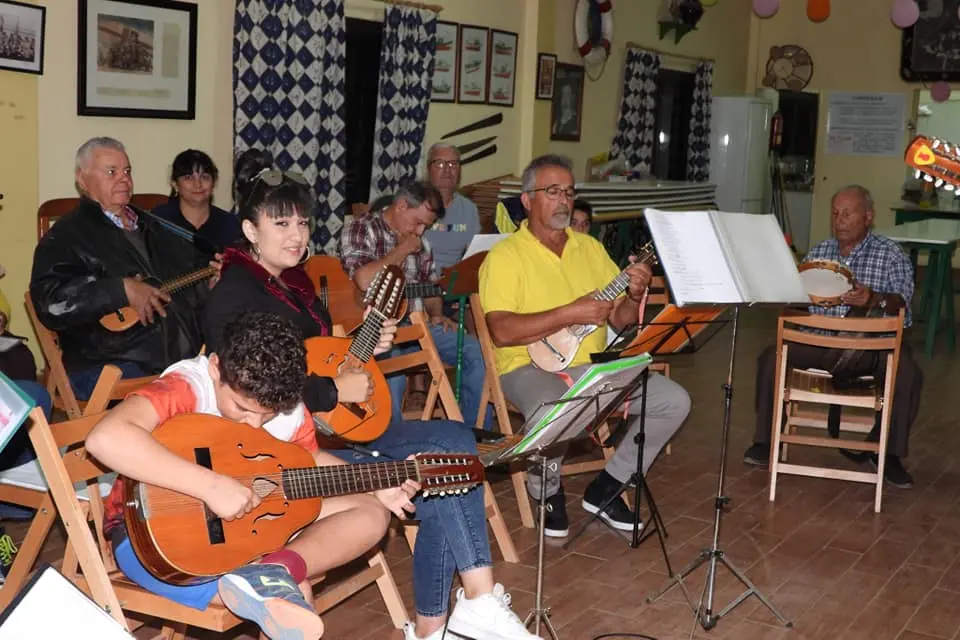 Ensayo de la Parranda Marinera Los Buches.