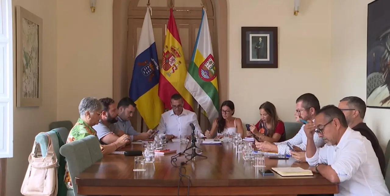 Pleno del Ayuntamiento de Haría de noviembre de 2023.