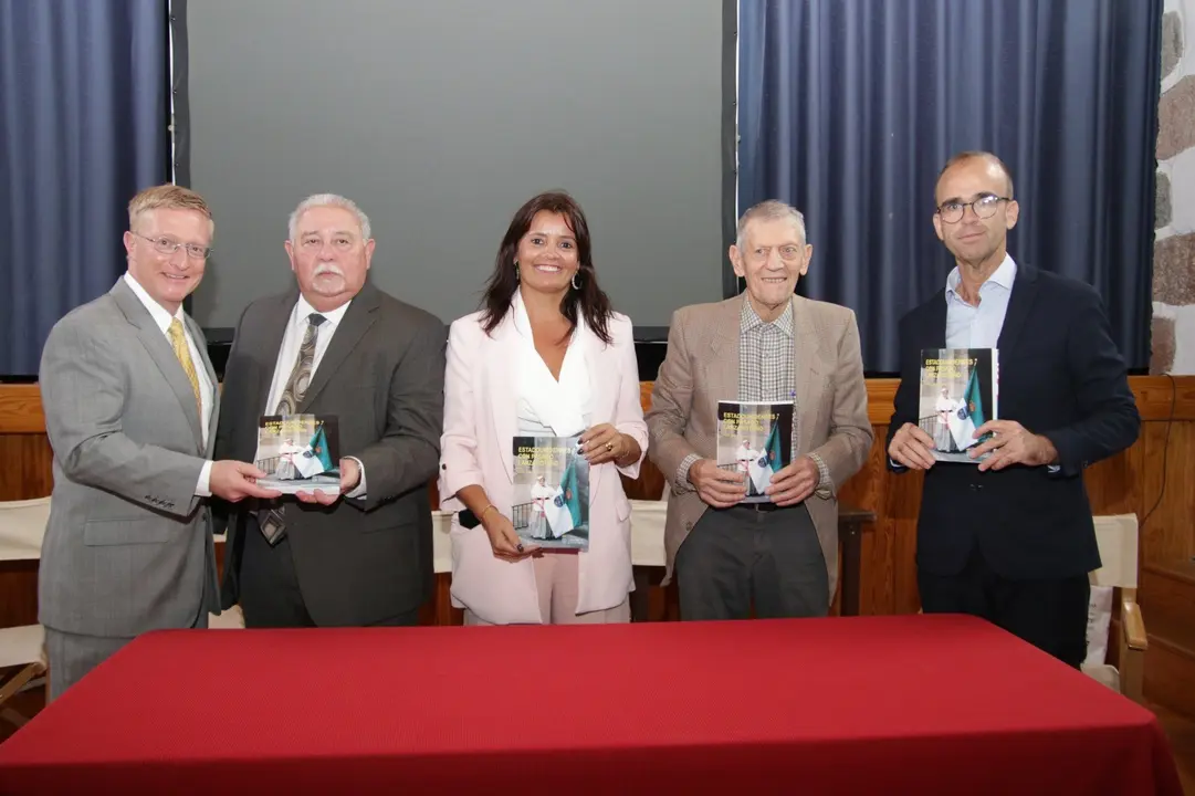 Presentación del libro de JJ Romero.