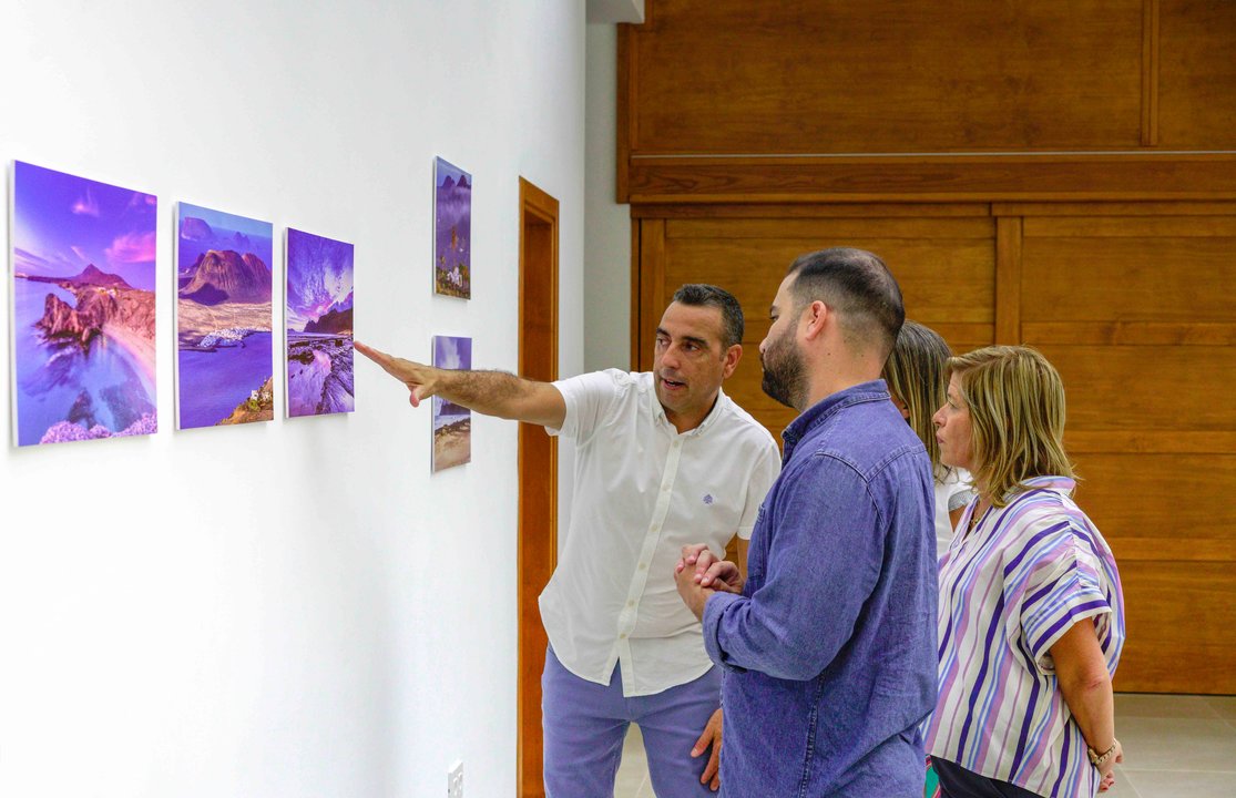 Exposición de Gustavo Medina en Caleta del Sebo.