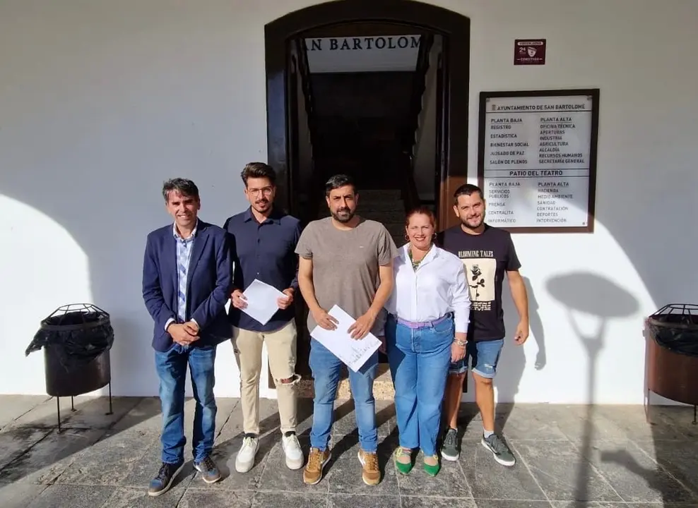 Representantes de CC y PP en San Bartolomé.