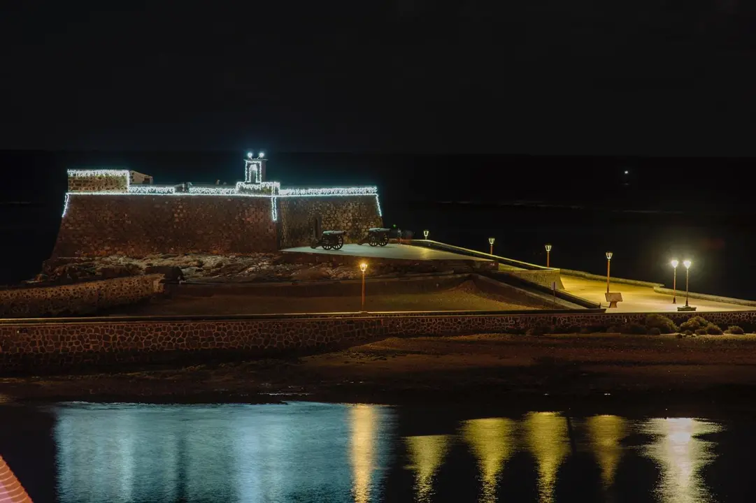 Navidad Arrecife 2023. Castillo de San Gabriel iluminado.