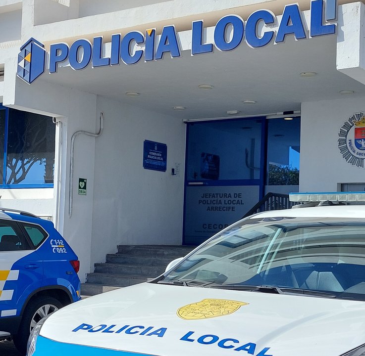 Imagen del exterior de la sede la Policía Local de Arrecife.