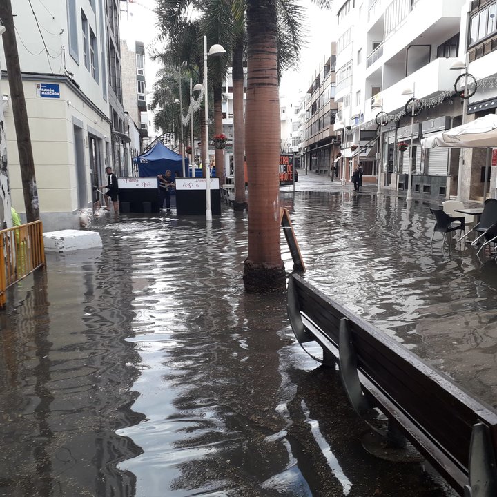 La Plazuela, inundada por las lluvias.