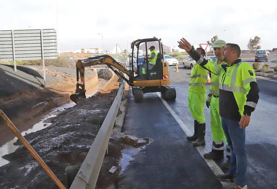 Reparación de vías insulares 