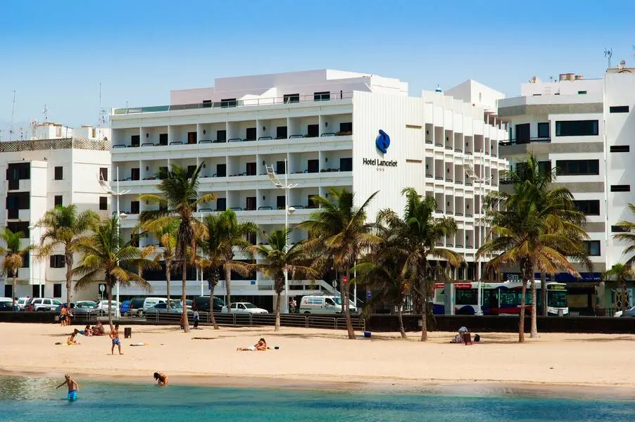 Hotel Lancelot.
