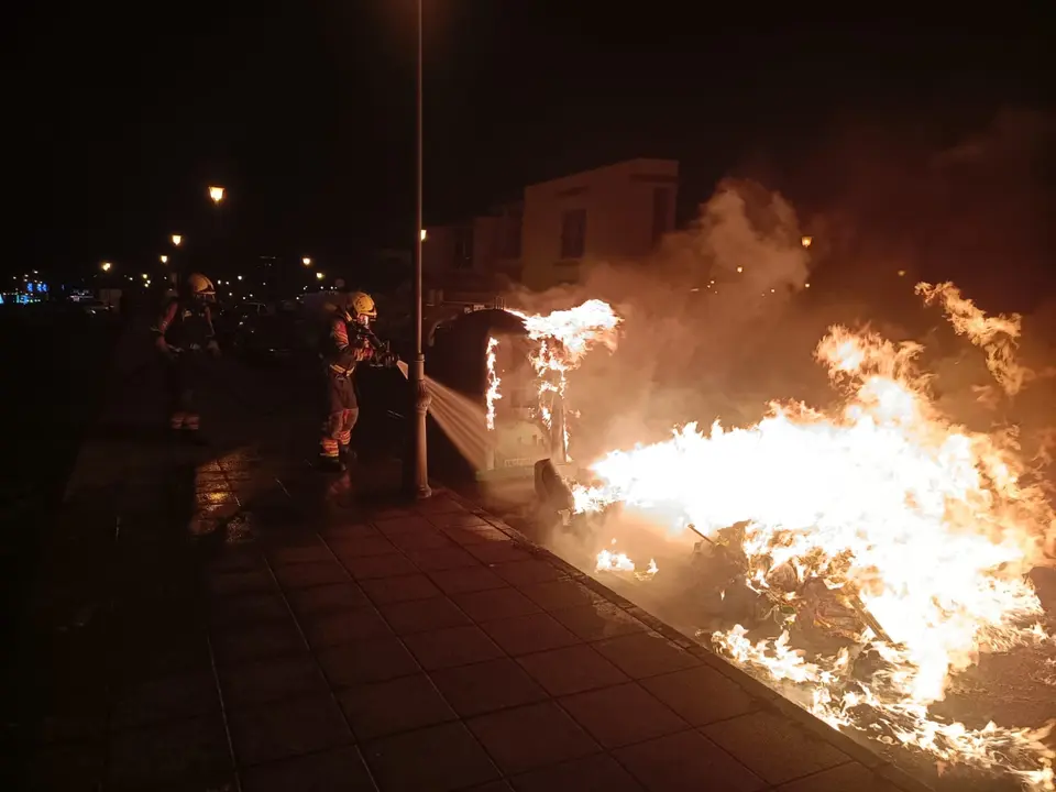 Bomberos en acción.