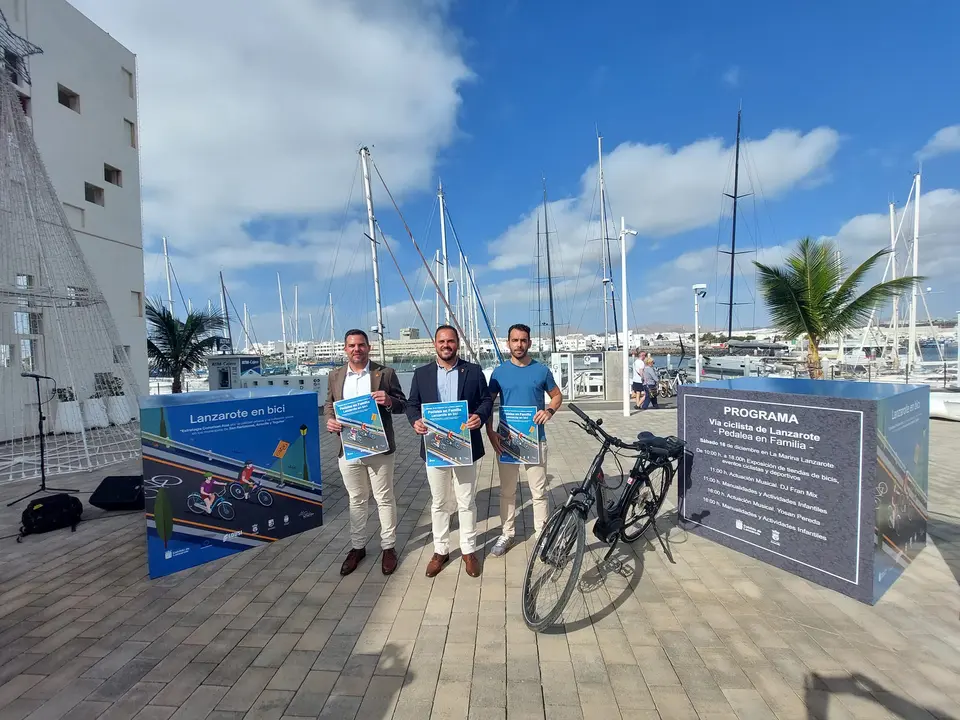 Presentación de 'Pedalea en familia', iniciativa a desarrollar en Arrecife.