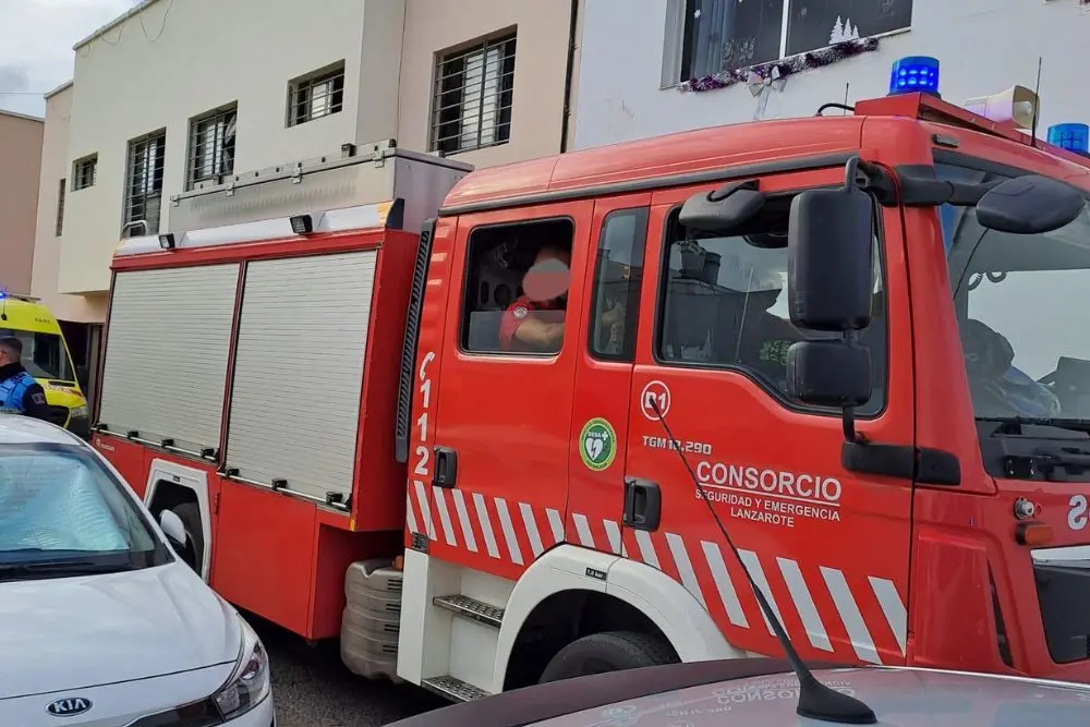 Los bomberos en el lugar del incendio