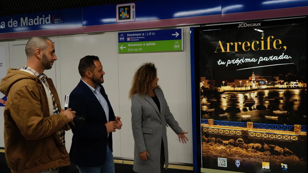 El Ayuntamiento de Arrecife ha lanzado en el Metro de Madrid la campaña 'Arrecife tu próxima parada' para atraer al viajero madrileño.
