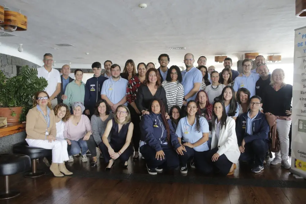 Alumnos del PFAE en el Cabildo