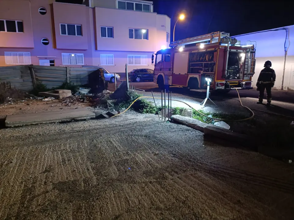 Incendio en una obra abandonada.