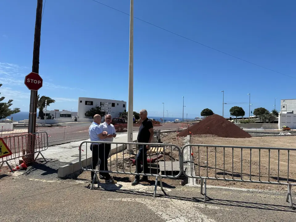 Obras Ferretería de Tías.