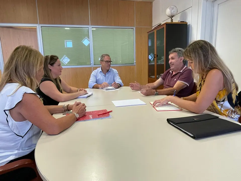 El Instituto Canario de Cualificaciones Profesionales y la Cámara de Comercio de Lanzarote colaboran para aumentar el número de acreditaciones.