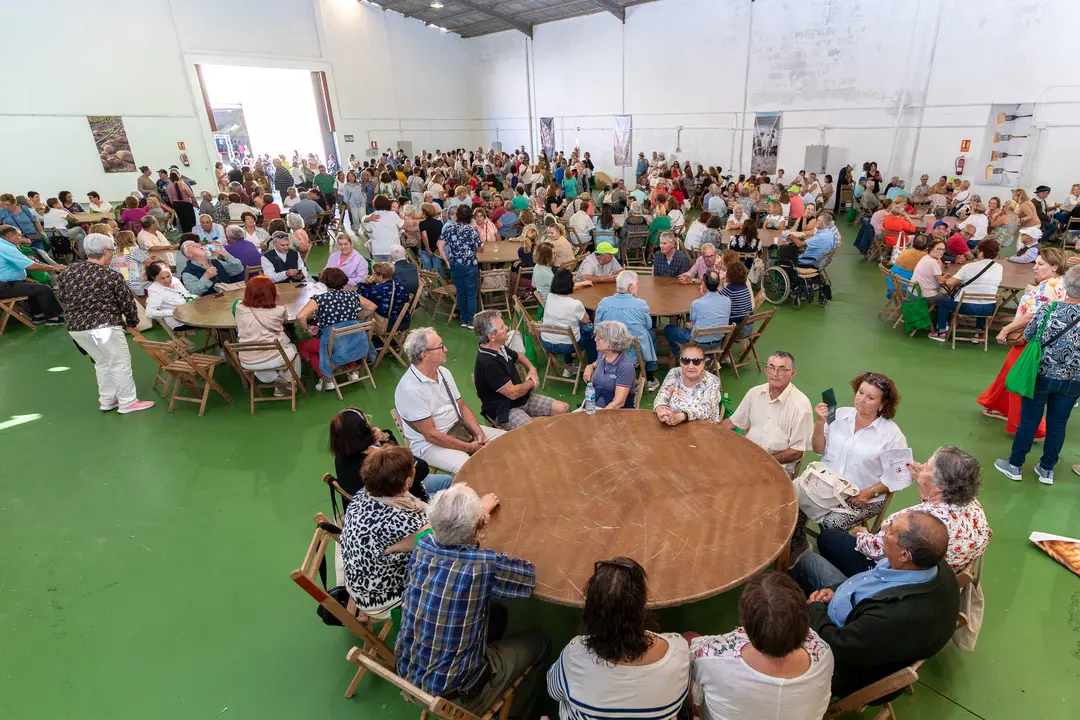 Visita de mayores a la III Feria Ganadería, Agricultura y Turismo.