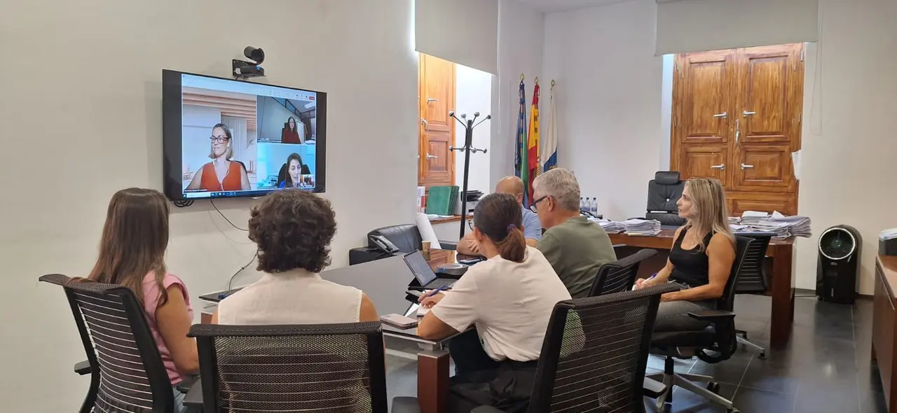 Reunión ministerio.