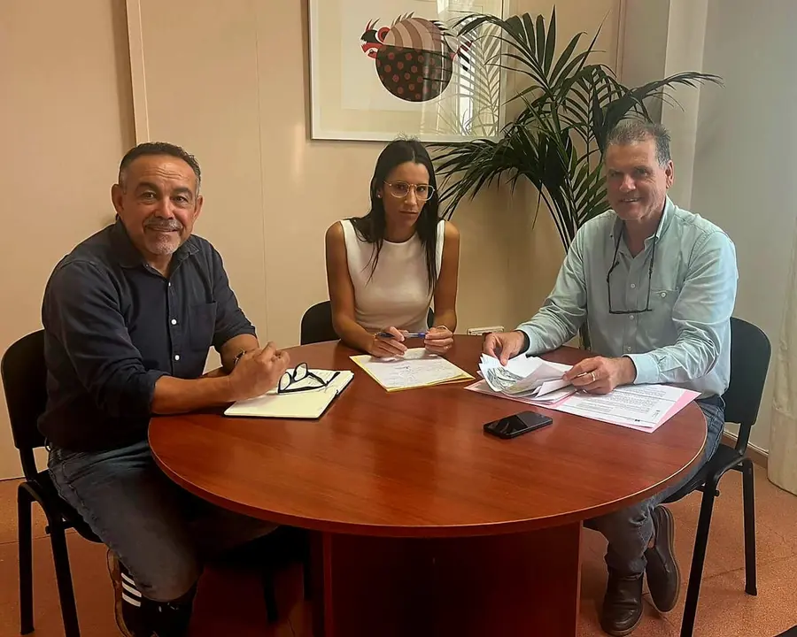 Reunión tema agua en Haría.