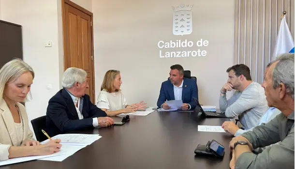 Reunión FTL y Cabildo de Lanzarote.