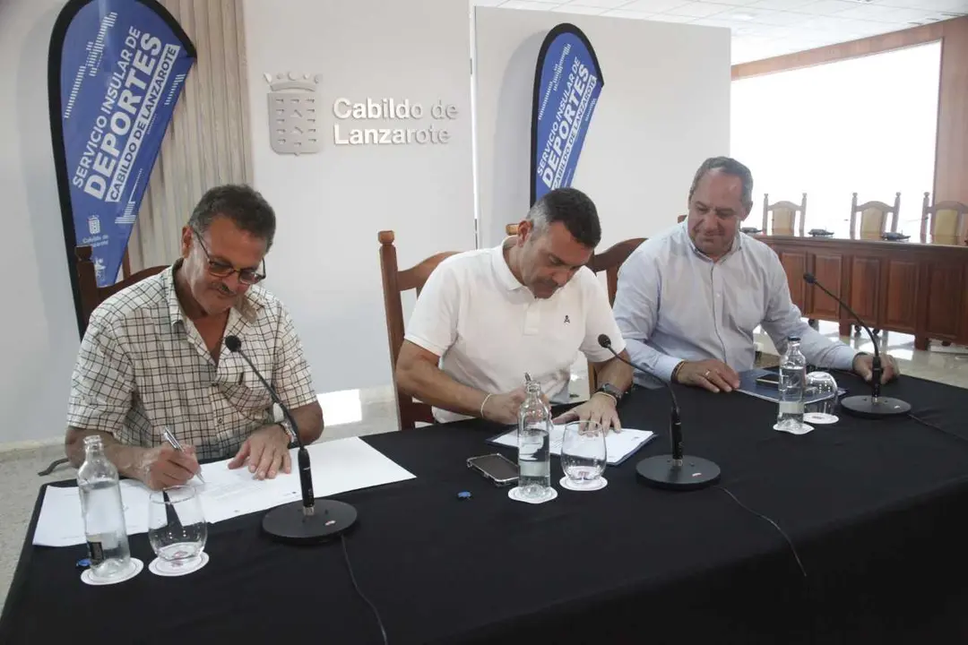 Acuerdo Cabildo-lucha canaria para los colegios