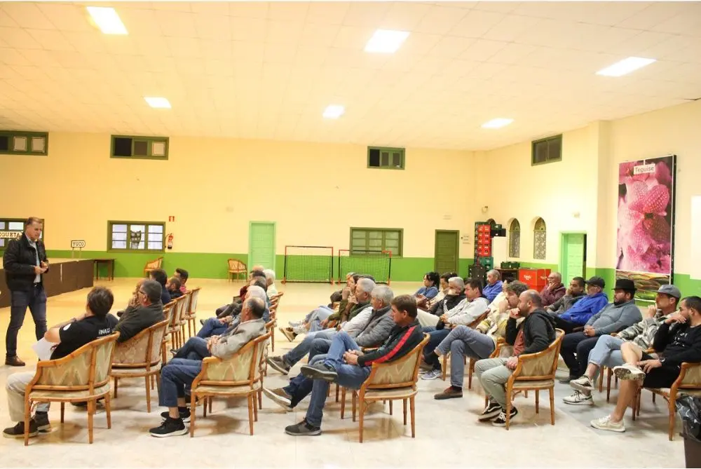 Reunión en La Vegueta