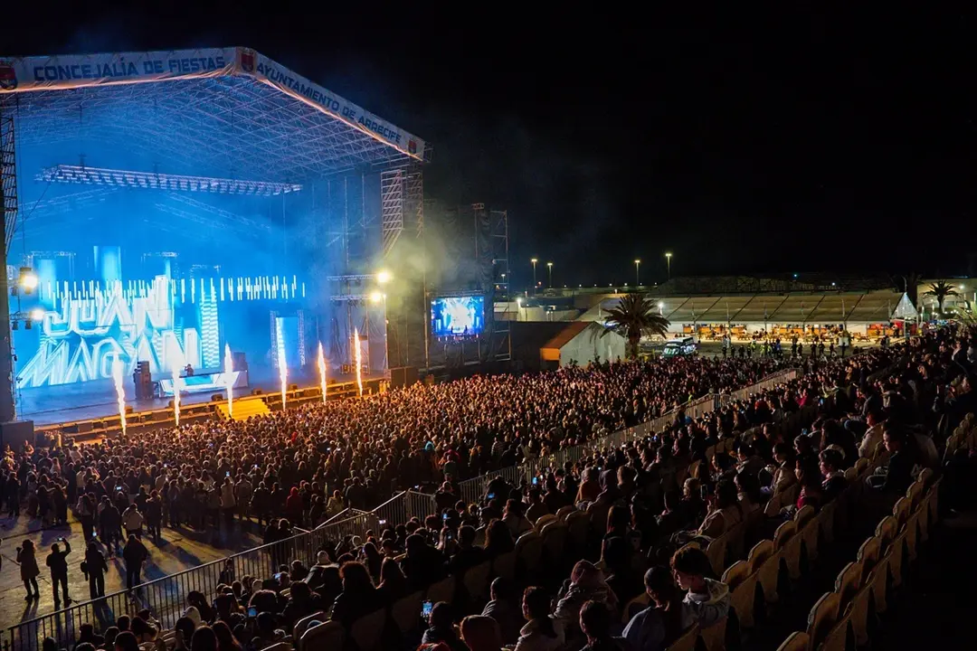 Martes de Carnaval 2025 de concierto en Agramar