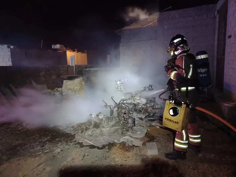 Incendio en la casa en Playa Blanca