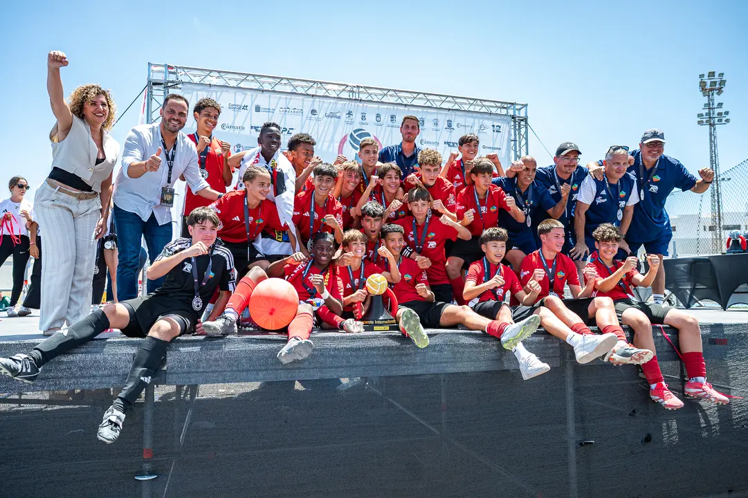 Equipo infantil del Orientación Marítima A, vencedores de la Fase Oro