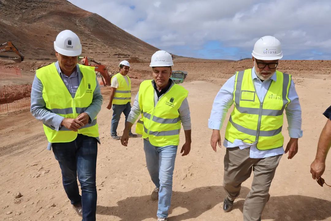 Visita obras de regadío Tinajo-Teguise Domingo Cejas - Jesús Machín