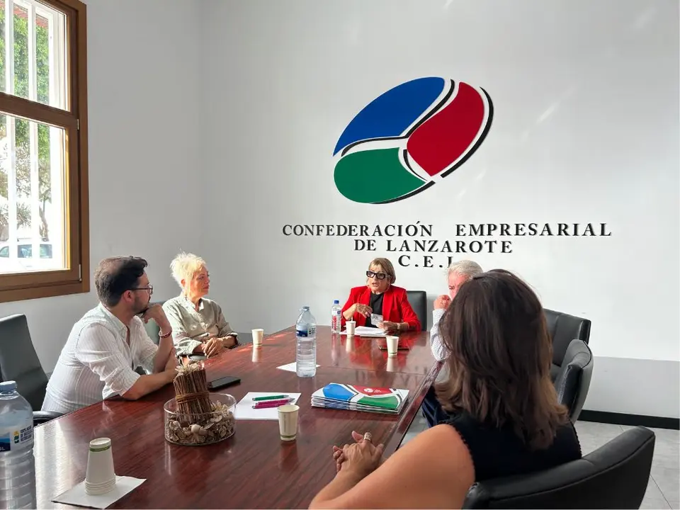 CEL_ Reunión