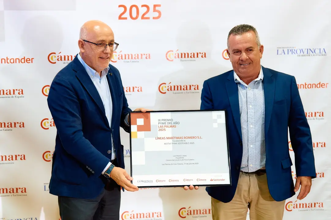 Federico Romero recibiendo el premio accésit en Sostenibilidad