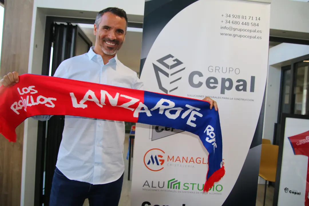 PRESENTACIÓN ÁNGEL LÓPEZ (9)