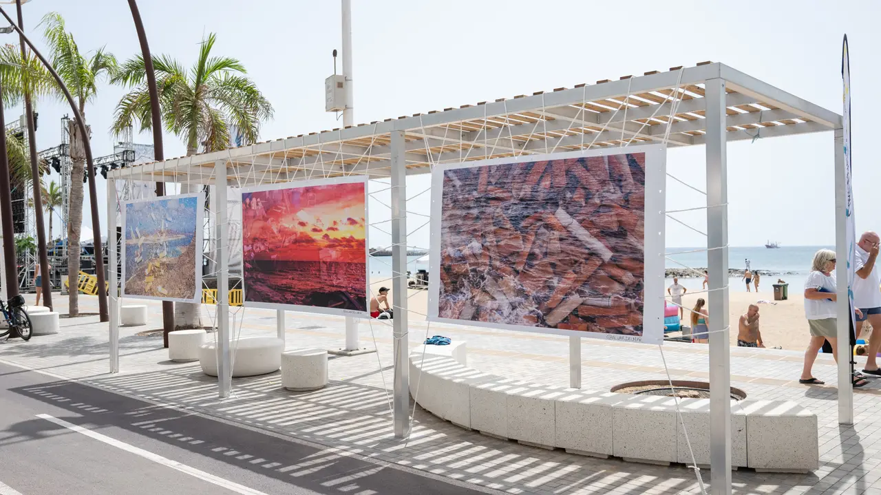 Exposición Gritos del Azul