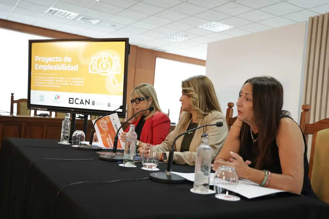 <p>El Cabildo presenta el Plan de Empleabilidad 2025 para reforzar la inserción laboral en Lanzarote</p>
