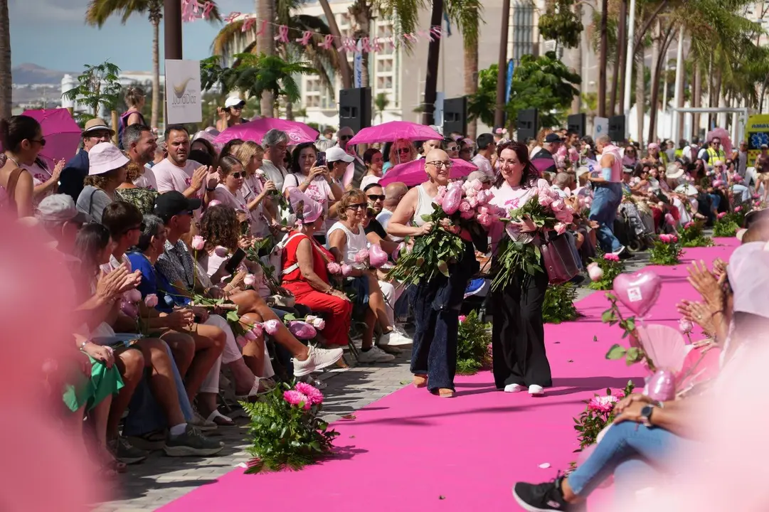 Un momento del desfile