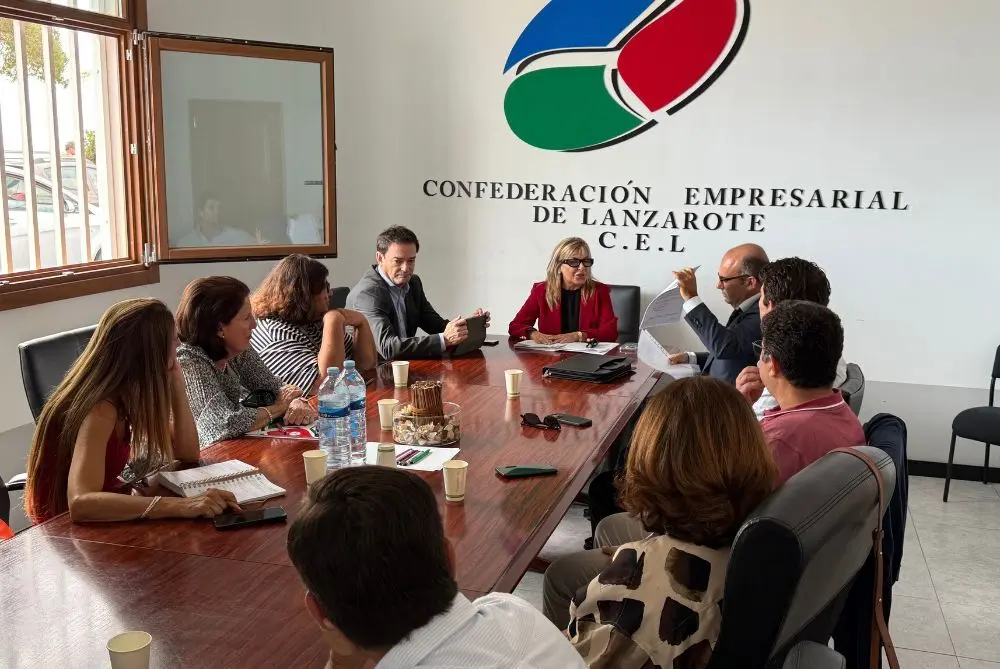 Reunión de la Confederación empresarial