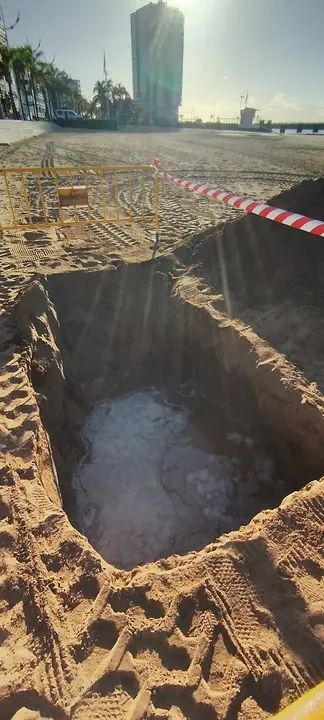 Fosas en El Reducto para descubrir el origen de los vertidos