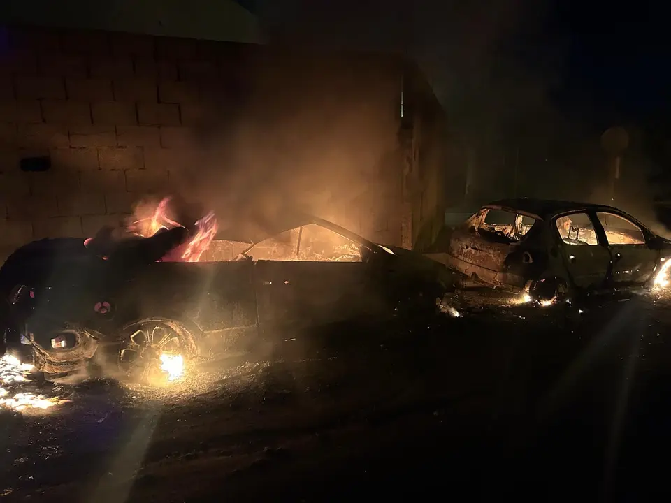 965398f4-31e1-45ea-b73f-dfe2a60b6be8 (1)