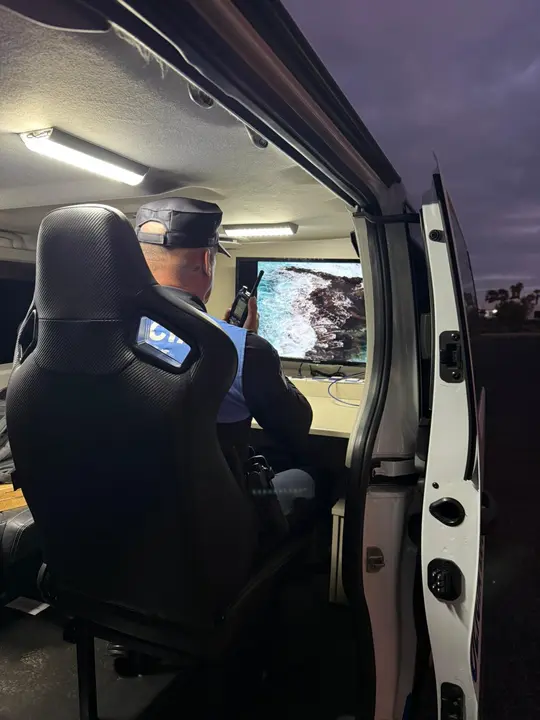 c13fef37-0d8f-4984-9d9c-5e821e9c04b3