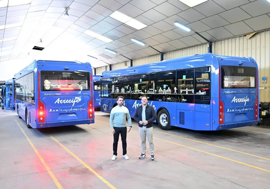 El Ayuntamiento de Arrecife fortalece la plantilla de conductores de guaguas para la ampliaci&oacute;n de las l&iacute;neas y la mejora del servicio con las nuevas guuaguas adquiridas en este mandato (1)