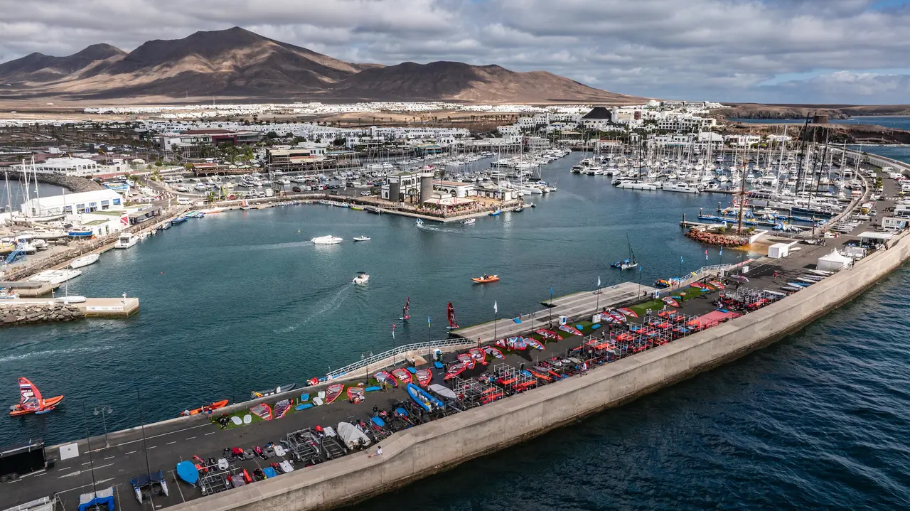 eda65f93-785a-7bf2-bdab-5ec11f4dcdc8