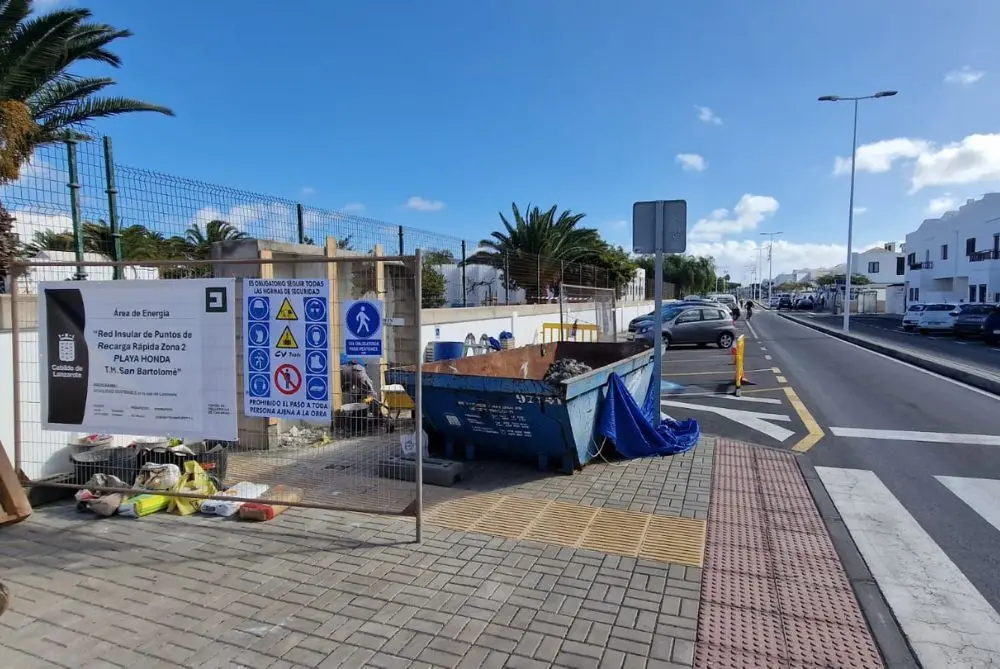 Obras para repostar coches el&eacute;ctricos