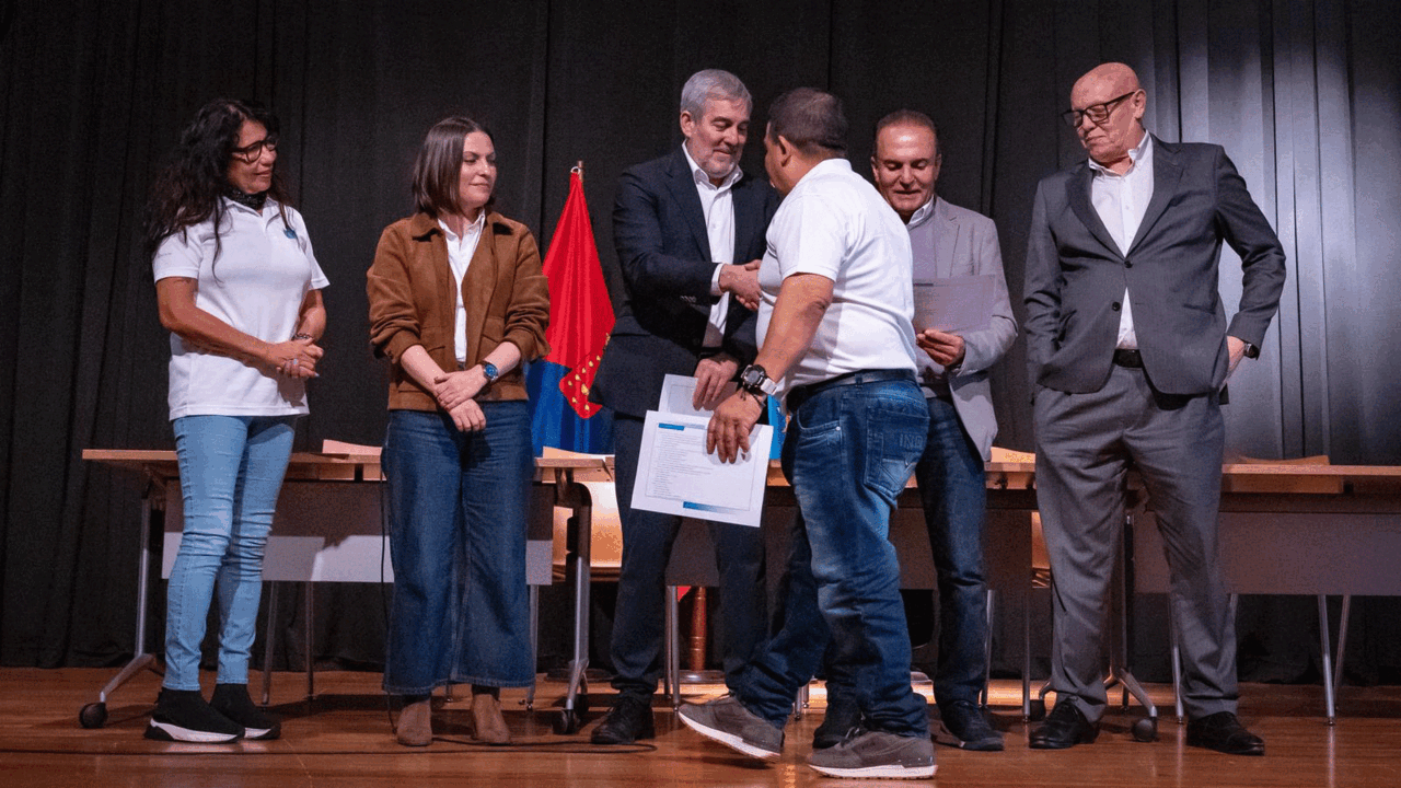 Entrega de diplomas del proyecto Rural Domus