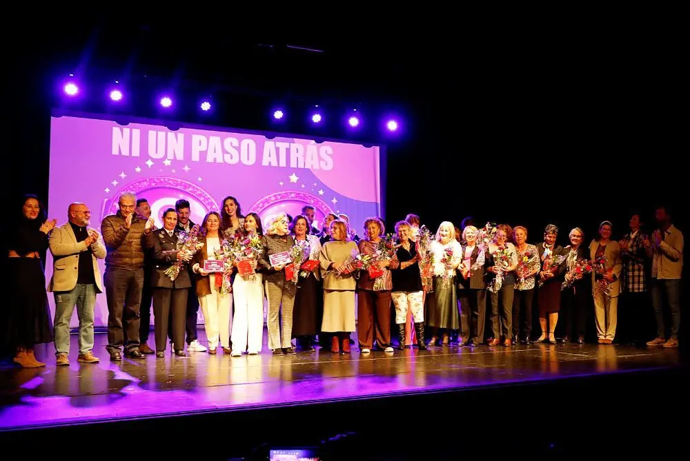 Reconocimiento a mujeres del municipio de T&iacute;as