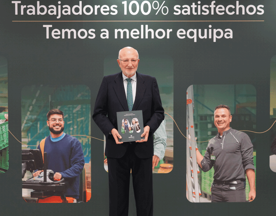 Juan Roig en el Centro de Coinnovaci&oacute;n en Pol&iacute;gono Fuente del Jarro en Paterna, Valencia