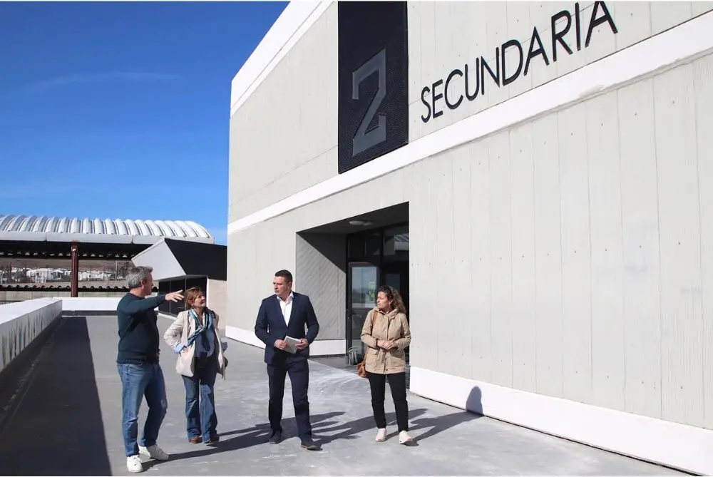 <p>CEO Monta&ntilde;a Roja</p>

<p>&nbsp;</p>
