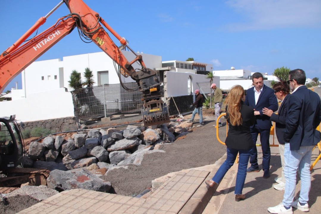 obras en monta&ntilde;a roja