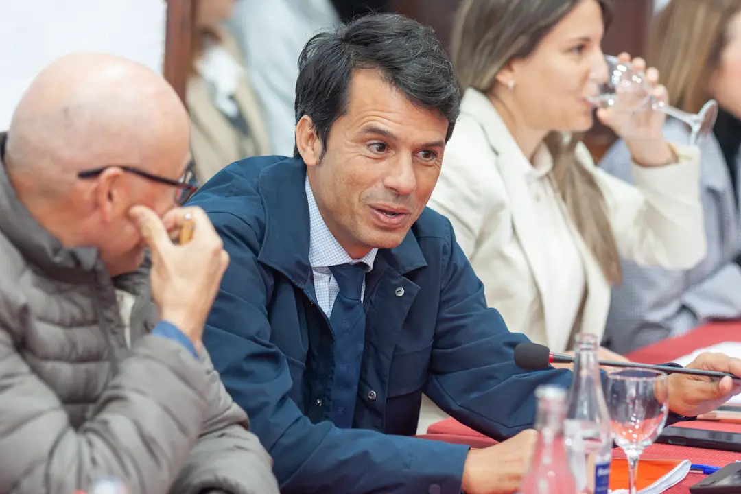 Marcos Bergaz (PSOE) en pleno de Teguise y La Graciosa 