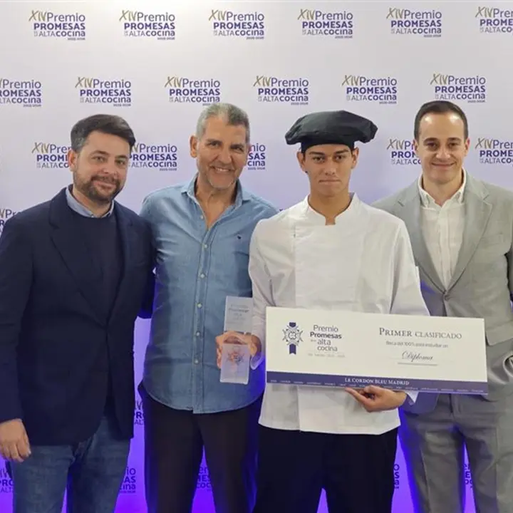 gabriel-navarro-oliveroscc_15_1200x1200